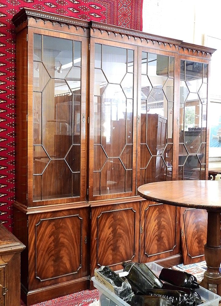 English Mahogany Astragal Glazed Break Front Bookcase. (1 of 4)