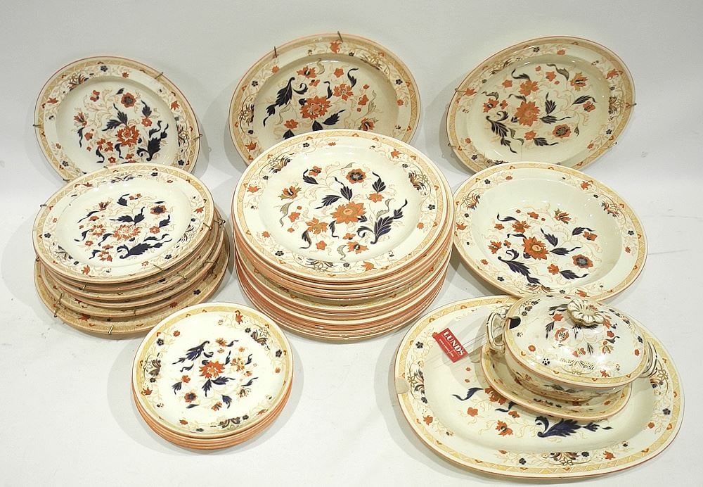 Collection of Wedgwood "Japan" Dinnerware, Approximately 34pcs (sauce boat chipped). (1 of 4)