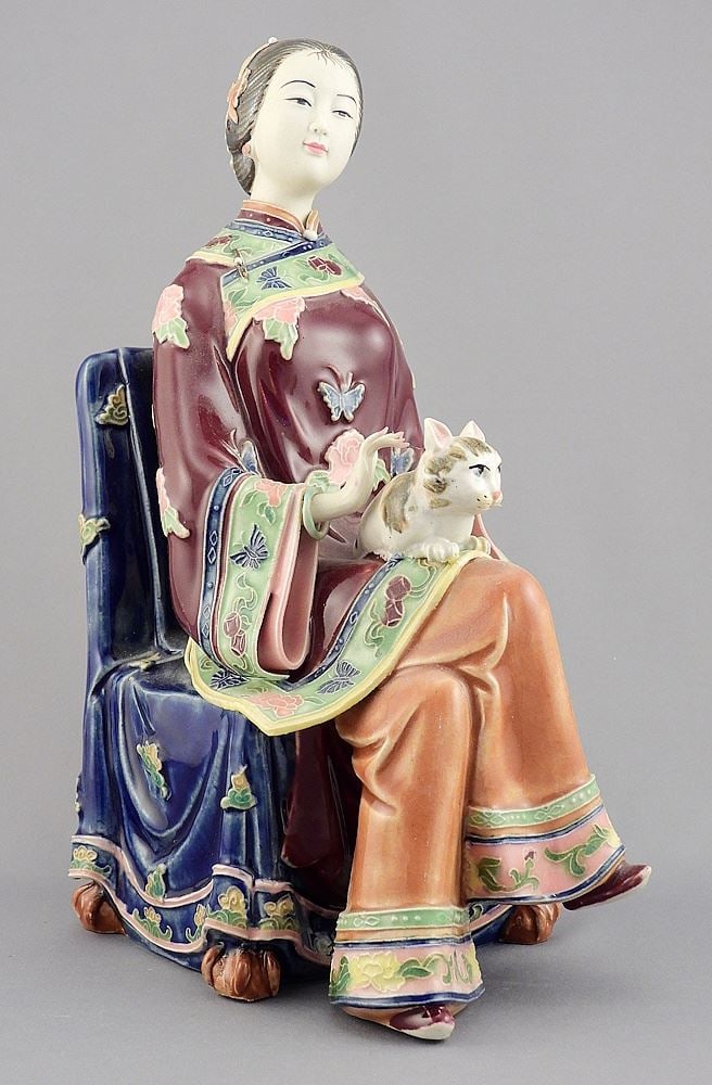 Chinese Shiwan Ware Figure of a Woman & Cat. (1 of 4)
