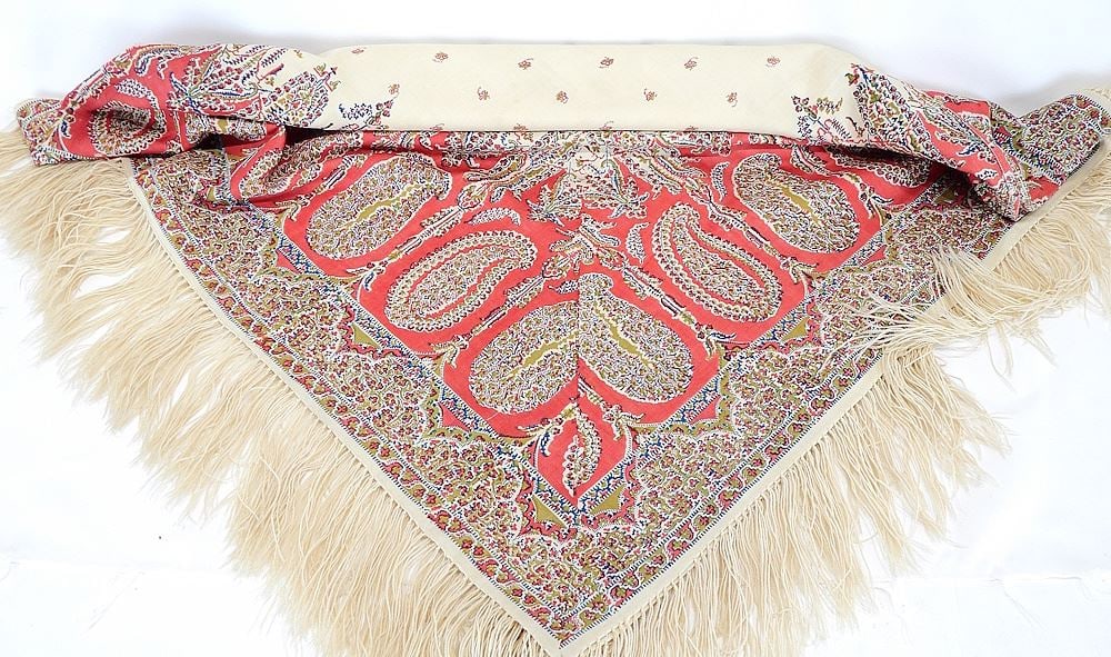 Vintage Paisley Shawl, Approximately 5' x 5'.: Vintage Paisley Shawl, Approximately 5' x 5'.