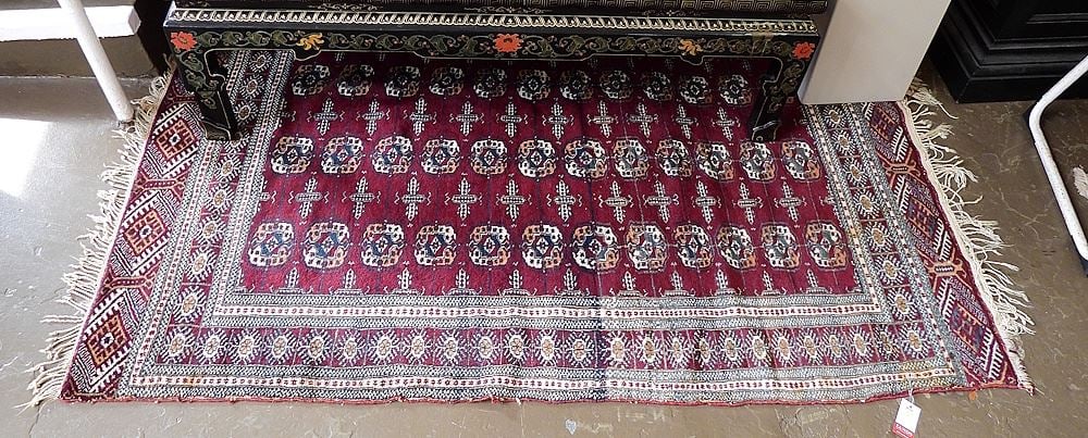 Hand Knotted Turkmen Carpet, Approximately 3'9" x 5'11".: Hand Knotted Turkmen Carpet, Approximately 3'9" x 5'11".