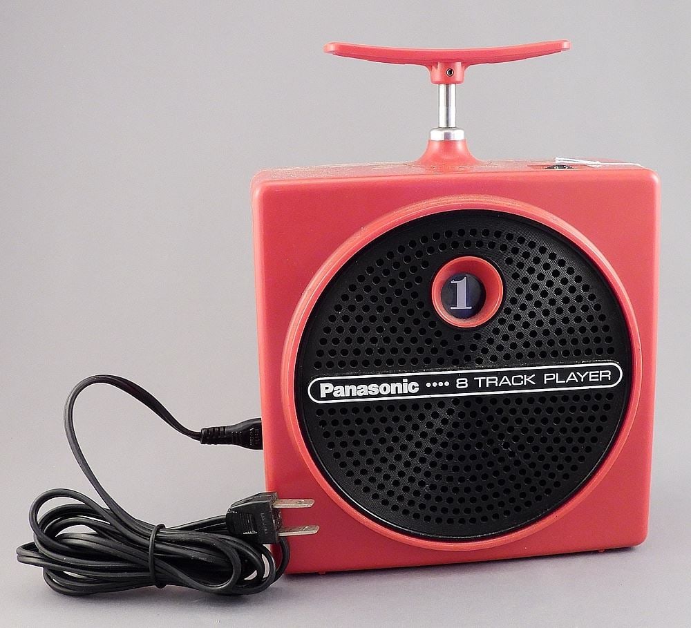 Vintage Panasonic RQ-830s "Dynamite" 8-Track Player. (1 of 3)