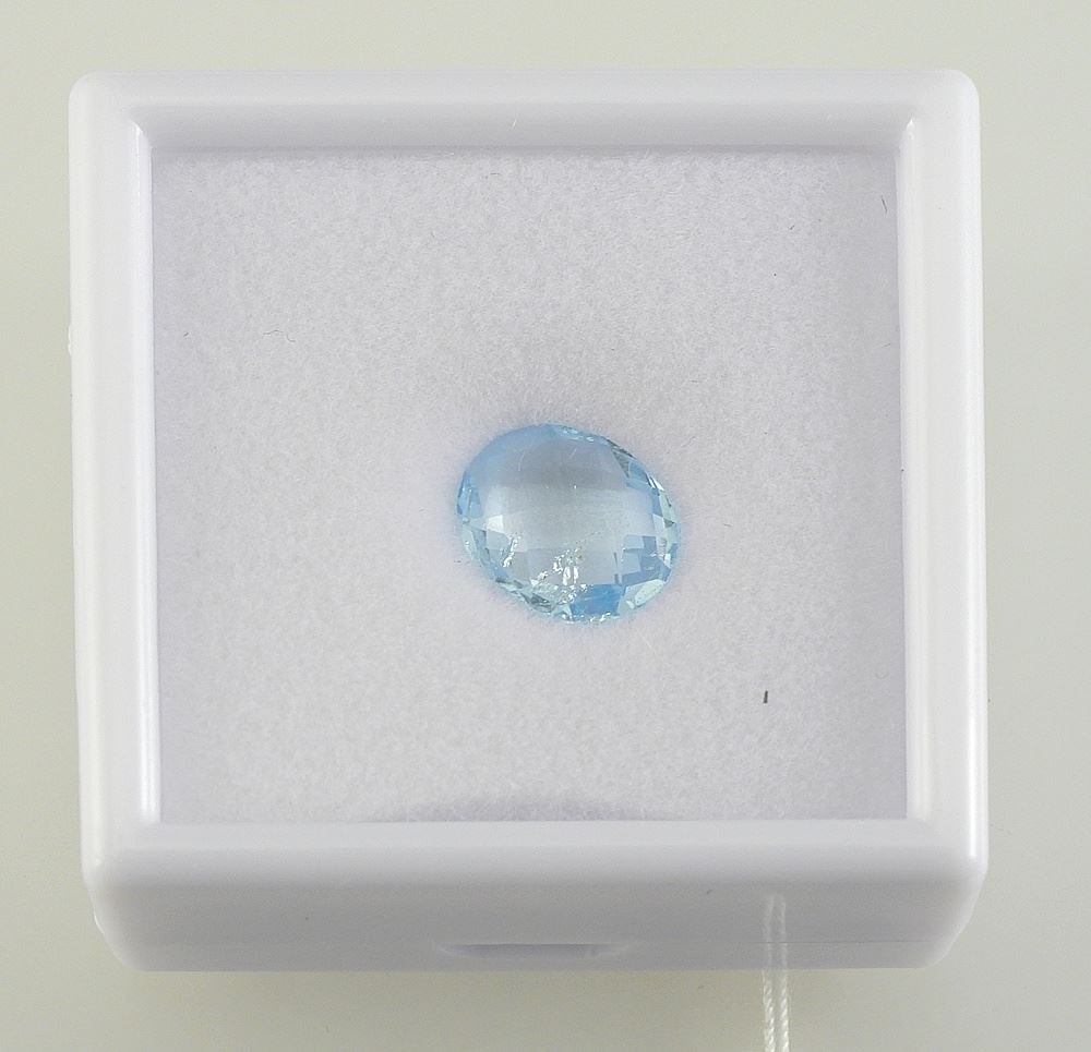 3.2ct Natural Swiss Blue Topaz, Untreated, Faceted.: 3.2ct Natural Swiss Blue Topaz, Untreated, Faceted.
