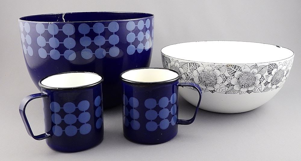 Four Pcs of "Finel" Finnish Enamel Bowls & Cups. (1 of 6)