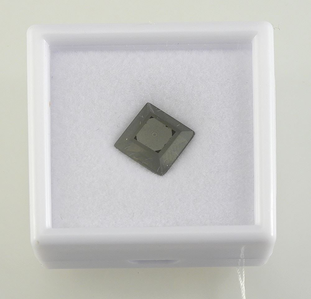 4.2ct Natural Smokey Quartz, Untreated, Princess Cut.: 4.2ct Natural Smokey Quartz, Untreated, Princess Cut.