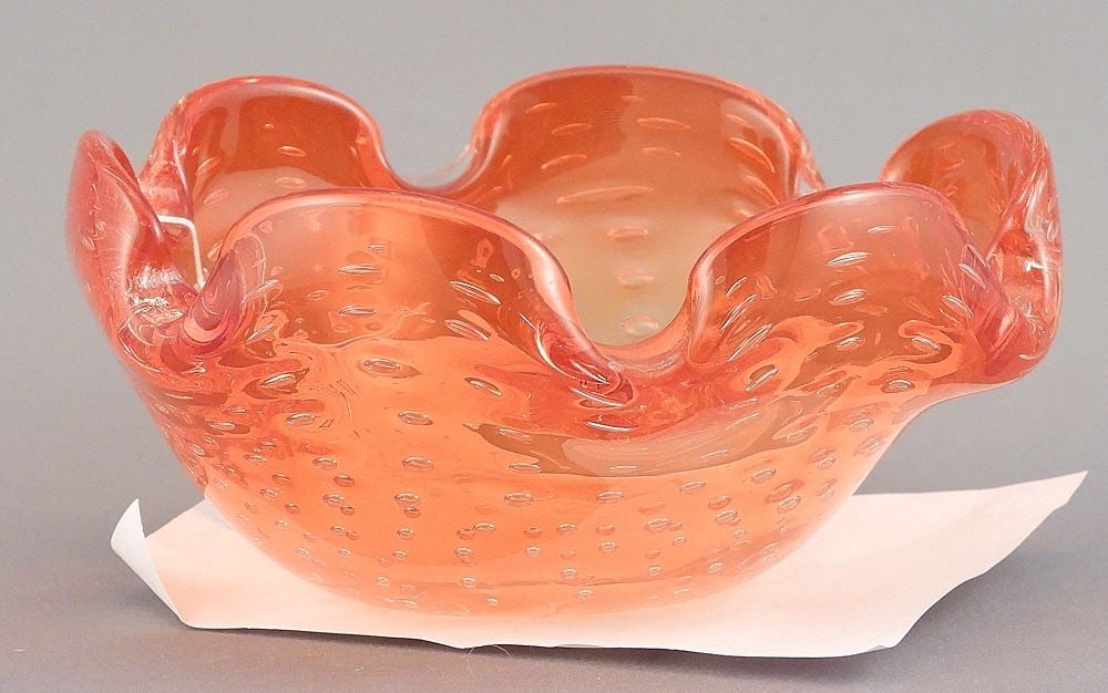 Archimede Seguso Murano "Amberina Bullicante" Bowl, 2 3/8 x 5 1/4" Diameter. (1 of 3)