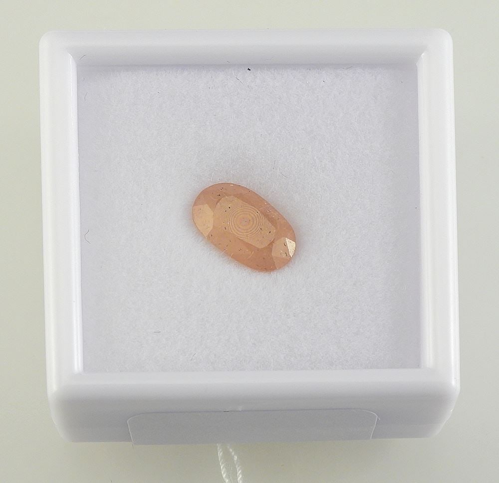 3.6ct Natural Yellow Sapphire, Untreated, Oval Cut.: 3.6ct Natural Yellow Sapphire, Untreated, Oval Cut.