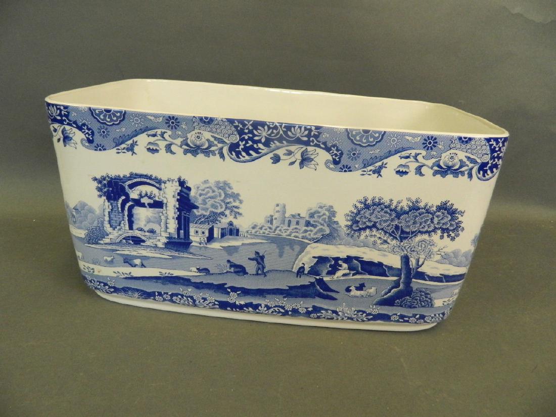 A Copeland Spode 'Italian' blue and white wine cooler: A Copeland Spode 'Italian' blue and white wine cooler of rectangular form, 16" x 6½"