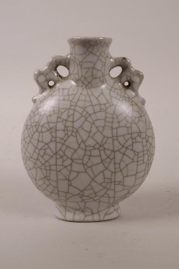 A Chinese crackleware two handled flask, 6" high: A Chinese crackleware two handled flask, 6" high