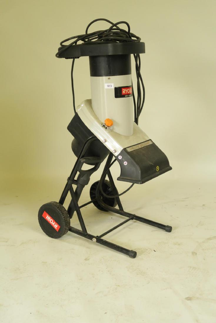 A Ryobi Esr 2240 Garden Shredder Jul 03 2019 Crows Auction