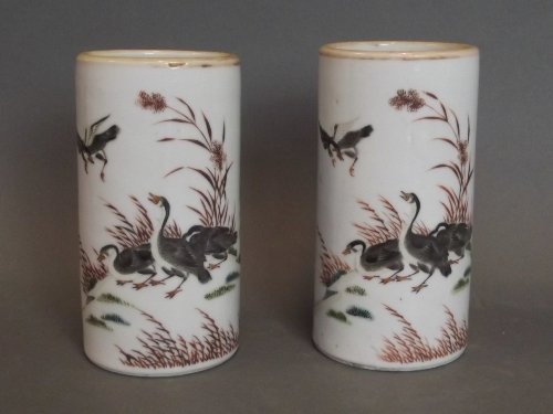 A pair of Chinese spill vases decorated with ducks and: A pair of Chinese spill vases decorated with ducks and reeds, 5'' high (AF)