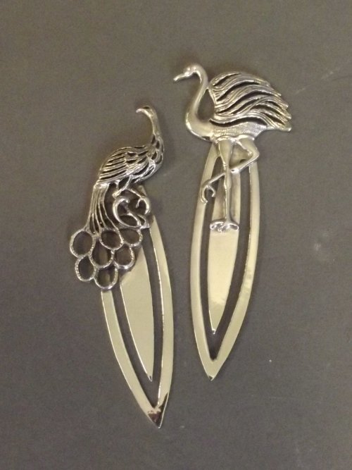 Two 925 marked silver bookmarks in the form of exotic: Two 925 marked silver bookmarks in the form of exotic birds, 3½'' long