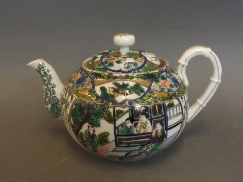 A C19th Chinese famille verte teapot painted with: A C19th Chinese famille verte teapot painted with figures etc, 5'' high