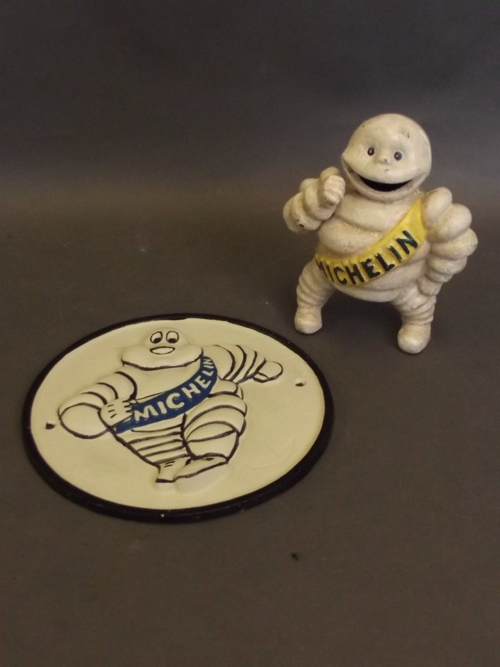 A small painted cast metal novelty figure of the (1 of 1)