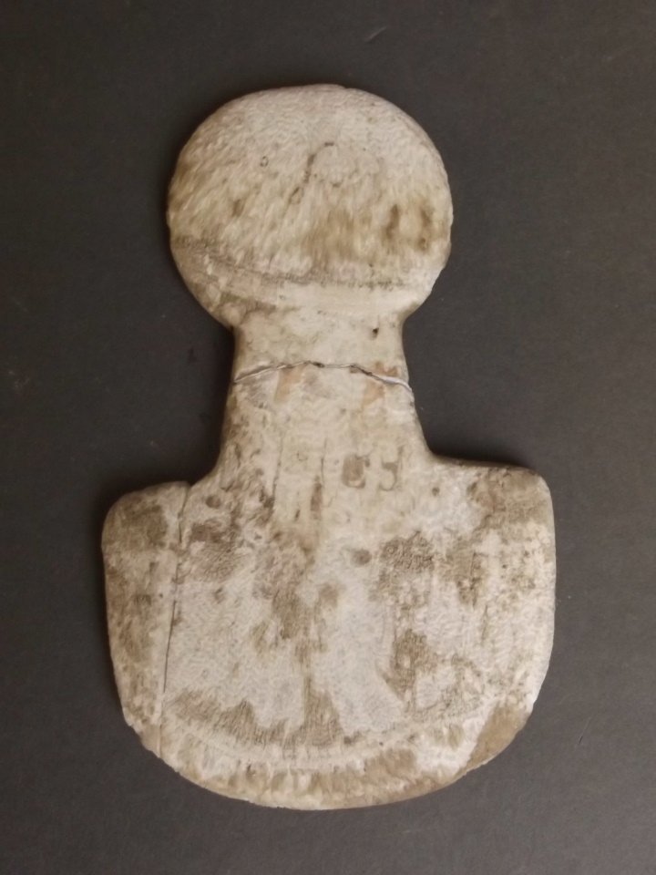 An Egyptian carved weathered alabaster idol, 5'' long: An Egyptian carved weathered alabaster idol, 5'' long (AF repair)