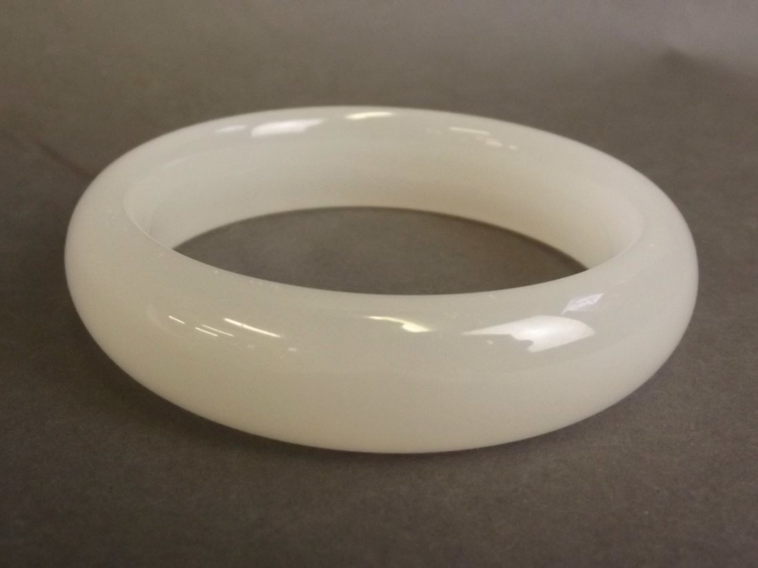 A Chinese white jade bangle, 3'' diameter (1 of 1)