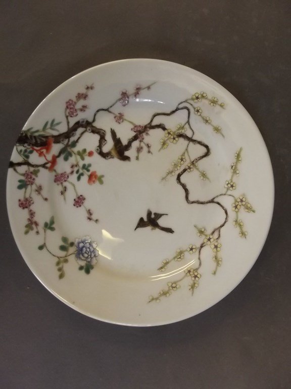 A Chinese porcelain dish decorated with birds and (1 of 3)