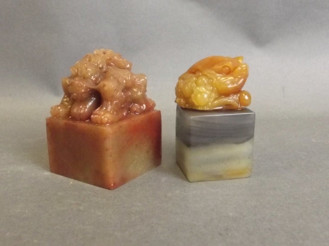 A Chinese soapstone seal blank with carved dragon (1 of 1)