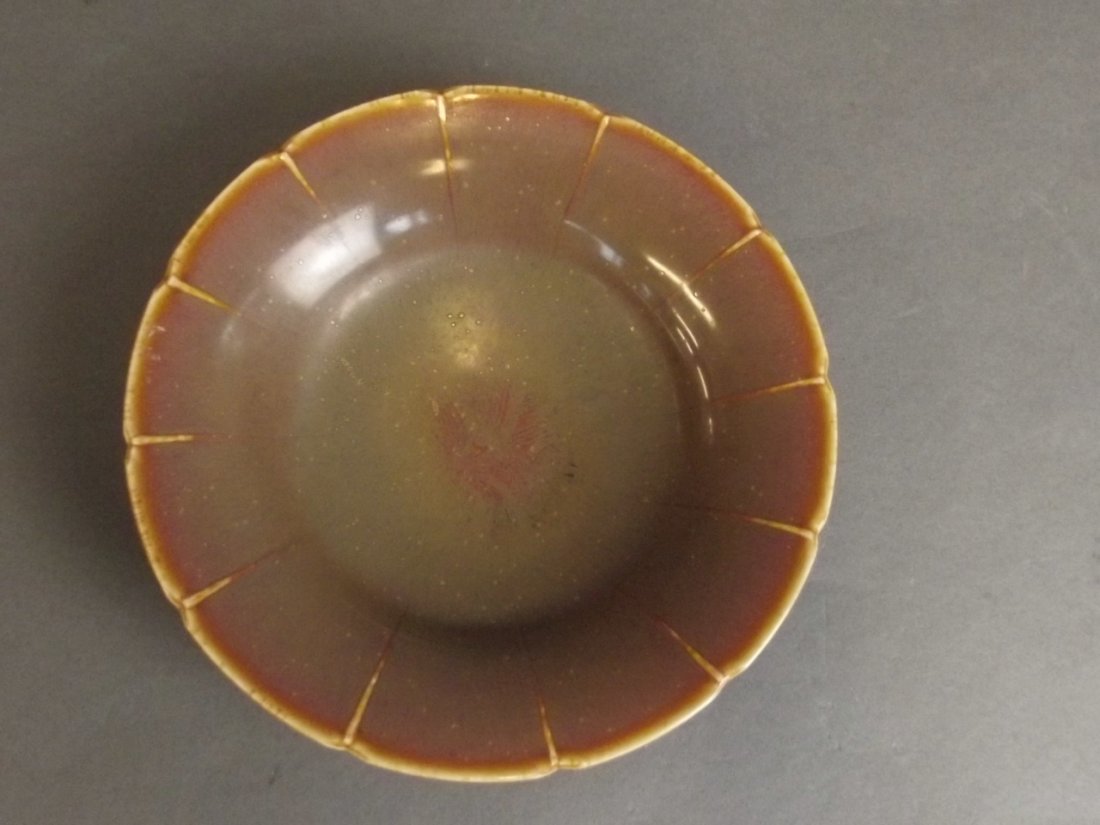A Chinese porcelain dish with petal shaped rim and: A Chinese porcelain dish with petal shaped rim and iridescent hare's fur glaze, 7" diameter