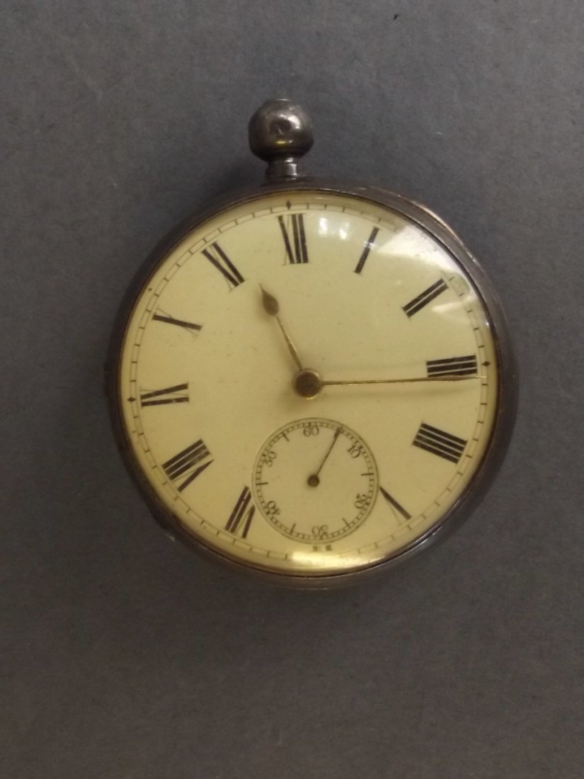 A Hallmarked silver cased key win pocket watch, London (1 of 5)