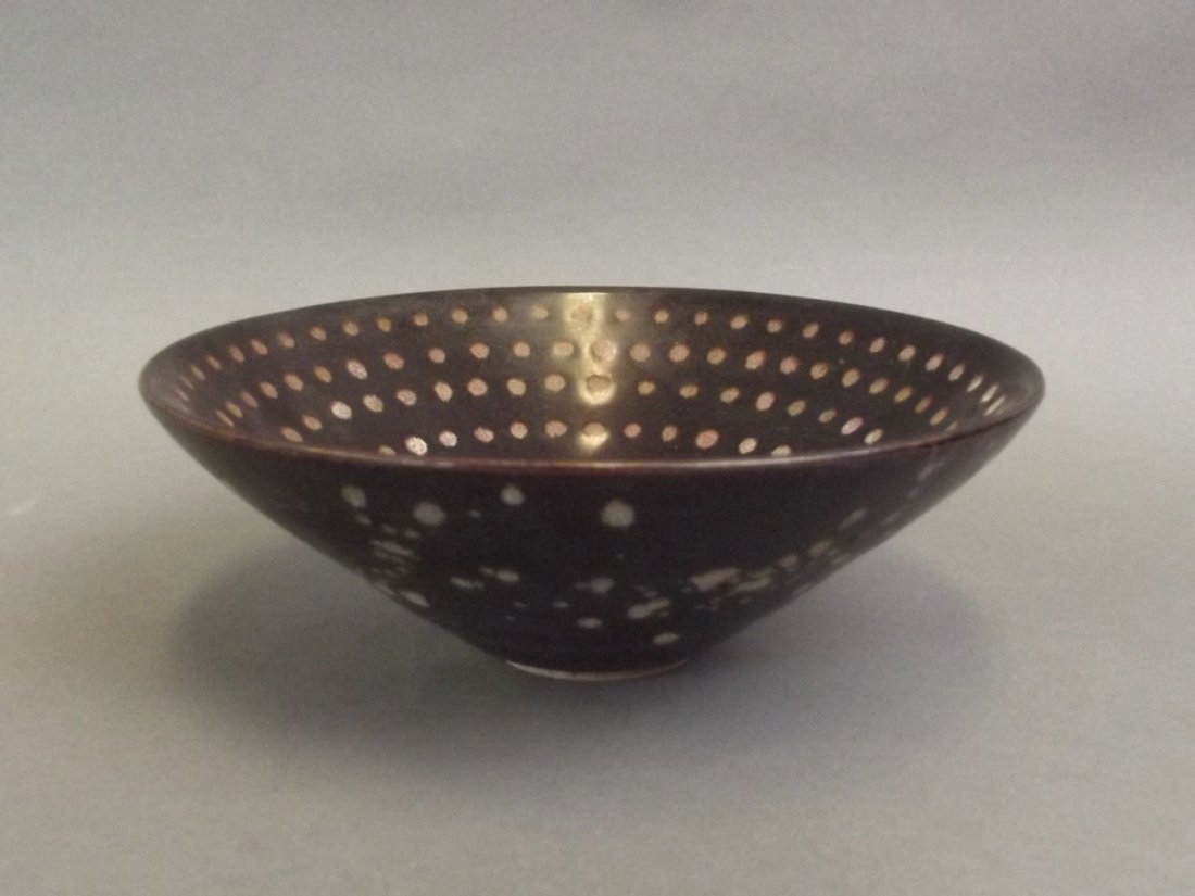 A Chinese Jun kiln black ground pottery bowl with spot (1 of 3)
