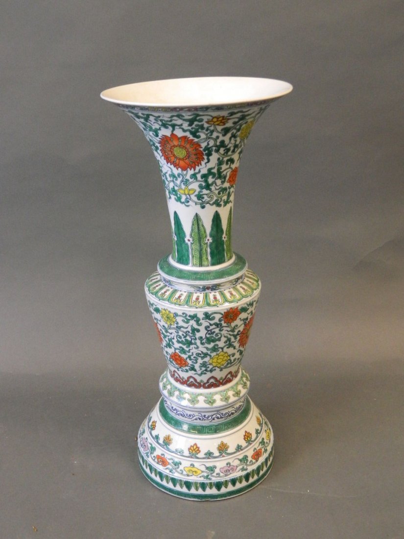 A large Chinese famille verte enamel porcelain palace (1 of 4)