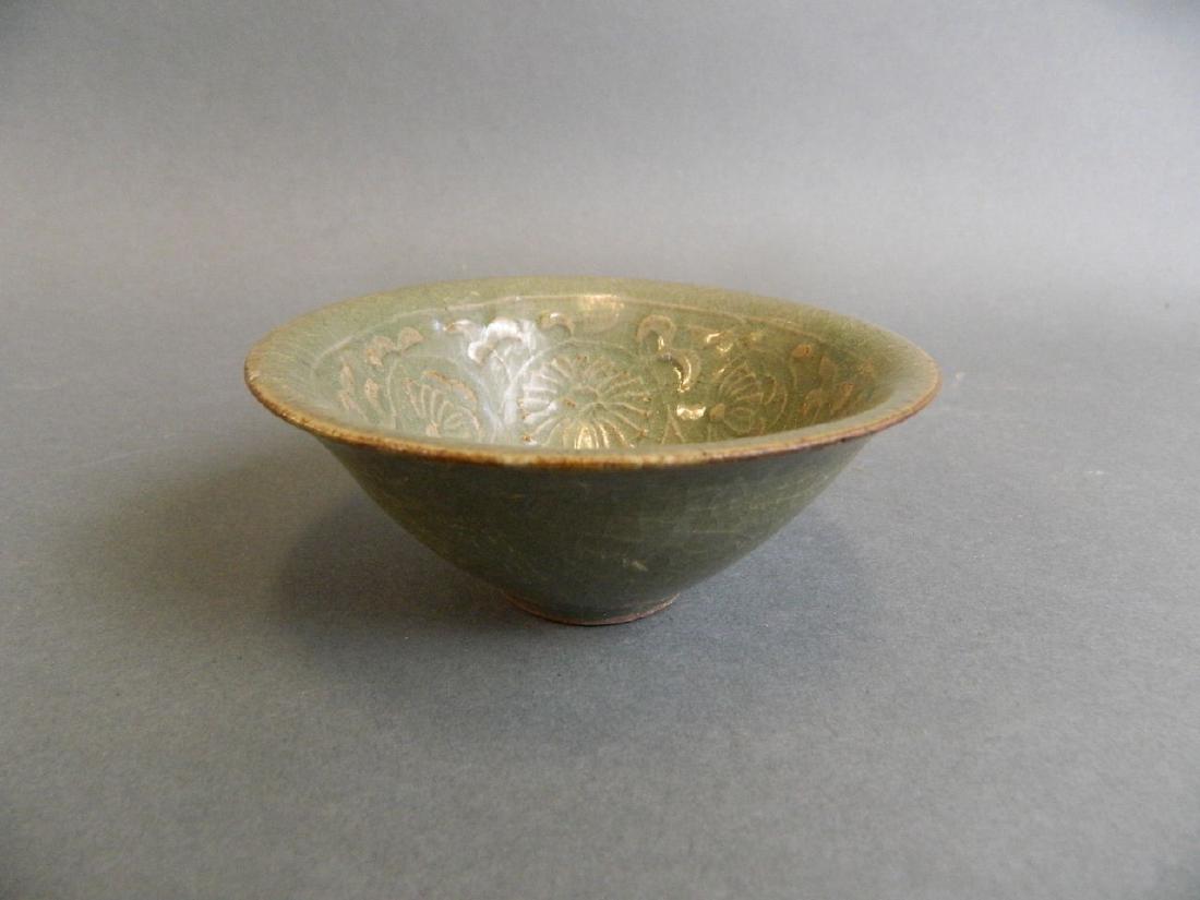 A Chinese Sung style olive green glazed porcelain bowl (1 of 3)