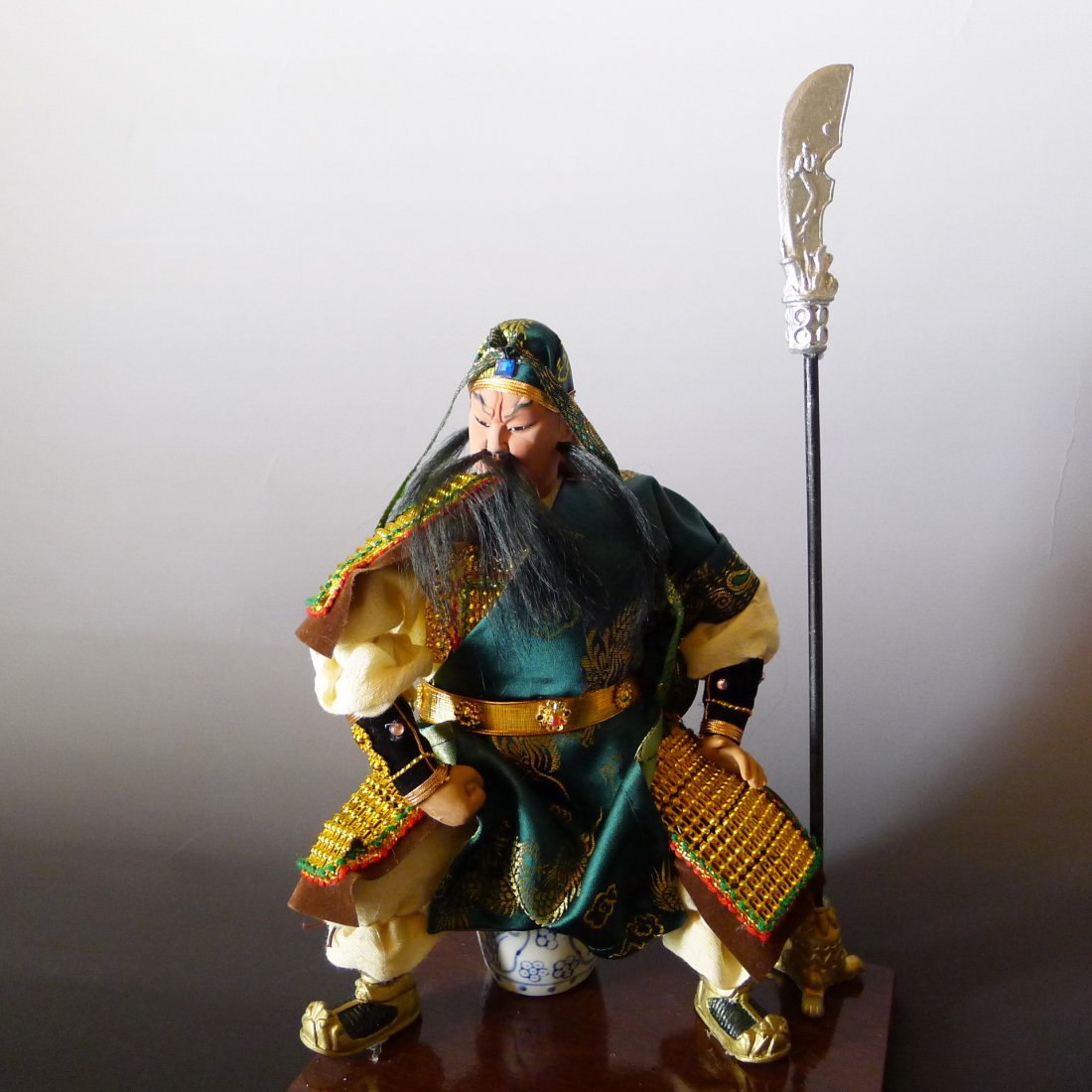 JAPANESE DOLLS DECORATION: 宇平人形 关公, Guan Gong Dolls, Yu Ping humanoid, material: cow bone powder and cloth by hand-made, size: 25 cm x 19 cm x 10 cm.