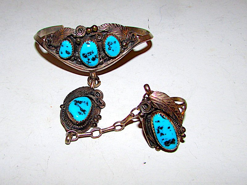 Old Pawn Sterling Turquoise Navajo Slave Bracelet Ring (1 of 3)