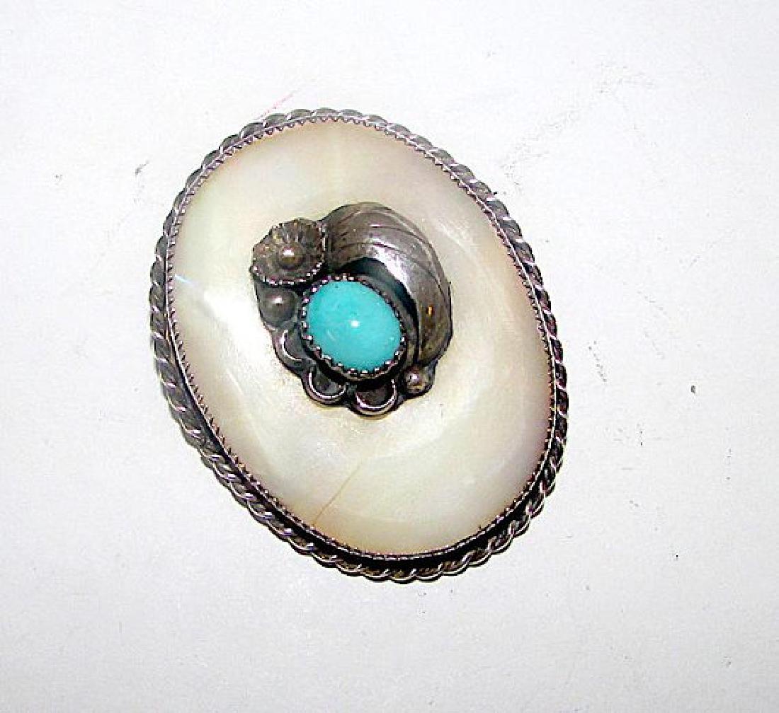 Vintage Navajo Brooch Pendant Old Pawn Mother-Of-Pearl (1 of 3)
