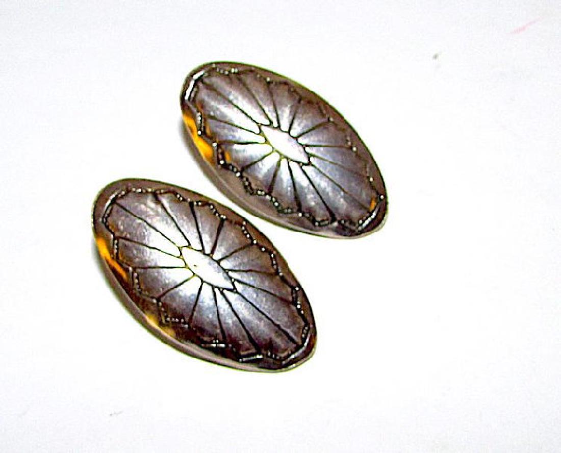 Old Pawn Native American Navajo Sterling Silver Pierced (1 of 2)