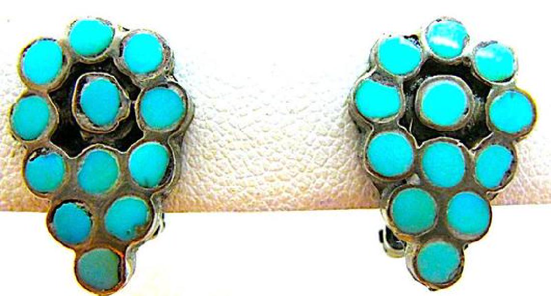 Old Pawn Zuni Dishta Style Sterling Silver Sleeping: For your consideration is a pair of these exquisite Old Pawn Native American Dishta Style Zuni sterling silver turquoise cluster clip on earrings in wonderful vintage condition. This fabulous pair fea