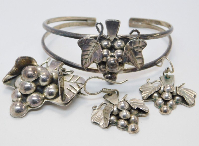 VTG Mexican Taxco Sterling Silver Grape Jewelry Set (1 of 1)