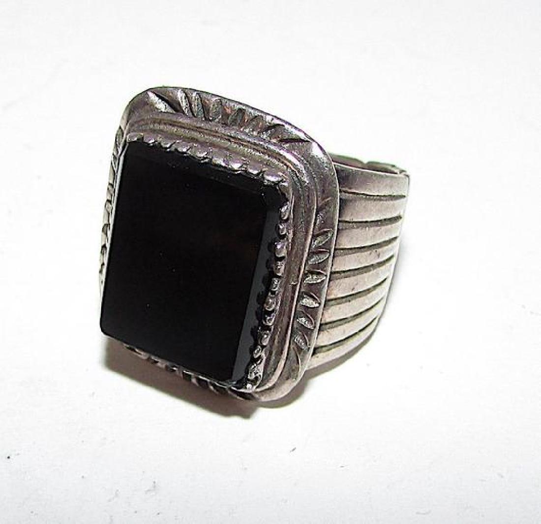 Navajo Vintage Sterling Silver Black Jet Onyx Ring Size (1 of 2)