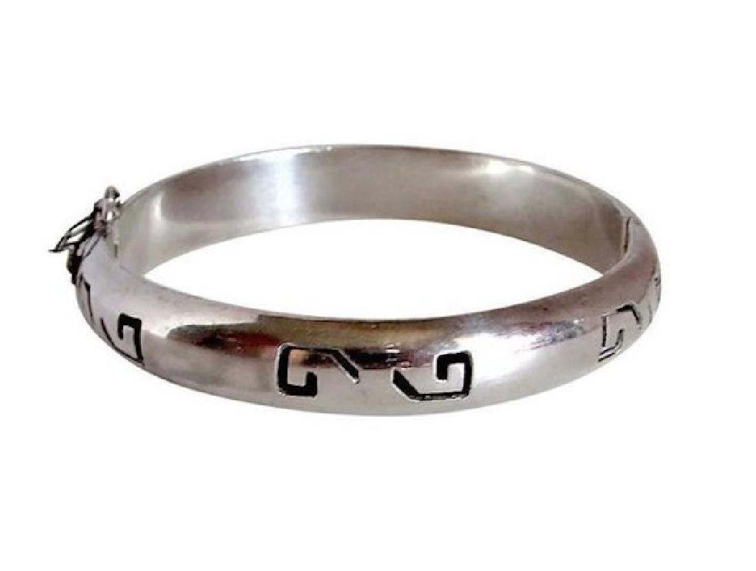 Taxco Mexican Sterling Silver 925 Bangle Bracelet (1 of 2)