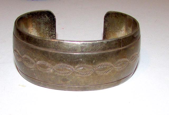 Old Pawn Navajo Sterling Bracelet (1 of 3)
