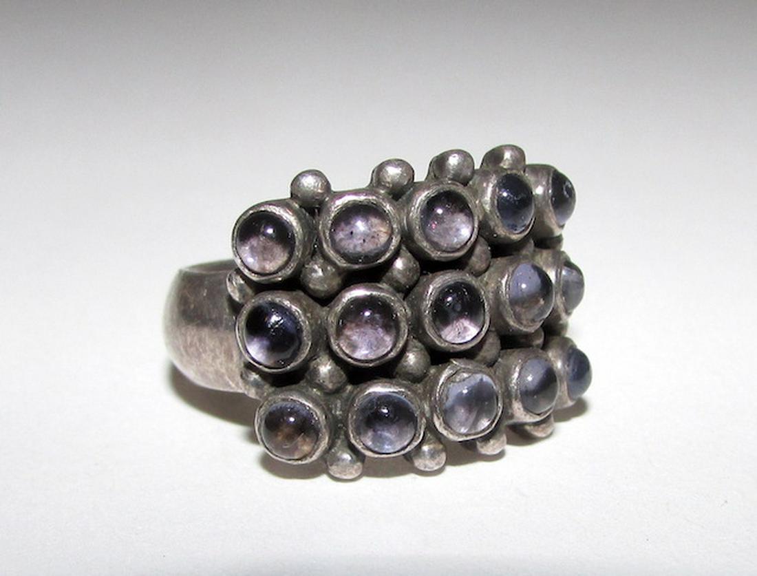 Vintage Sterling Moonstone Ring Sz. 7 (1 of 3)