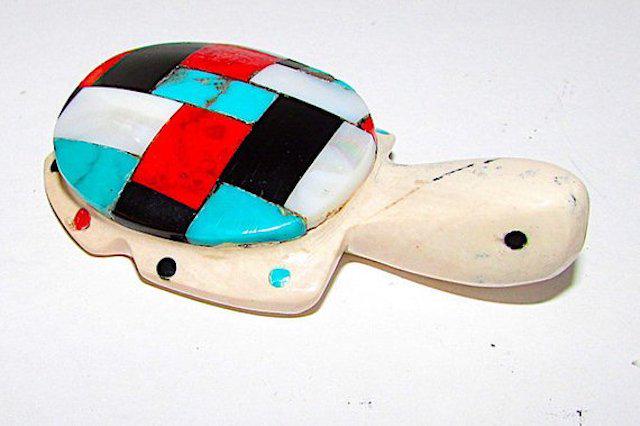 Zuni Turtle Fetish Hand Carved White Picasso Marble (1 of 1)