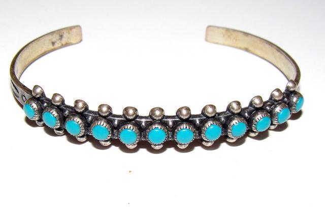 Vintage Zuni Snake Eye Sterling Turquoise Bracelet: Vintage Zuni Snake Eye Sterling Turquoise Bracelet 6.5" inside circumfrence, tested.