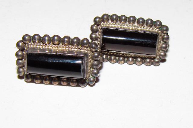 Pre-Eagle Taxco 925 Onyx Earrings (1 of 3)