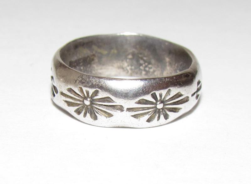 Old Pawn Navajo Band Ring Sz. 5.5: Early vintage Old Pawn Navajo Band Ring Sz. 5.5 Unmarked as most vintage Native pieces and has been tested for silver content.