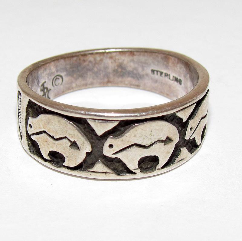 Vintage Shube Trading Sterling Bear Ring: Vintage Shube Trading Sterling Bear Ring. Sz. 8.5 band. Singed, marked, tested.