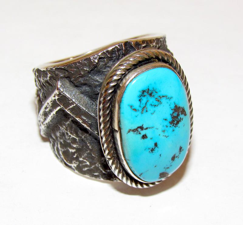 Navajo Kevin Yazzie Sterling Kingman Turquoise Ring (1 of 3)