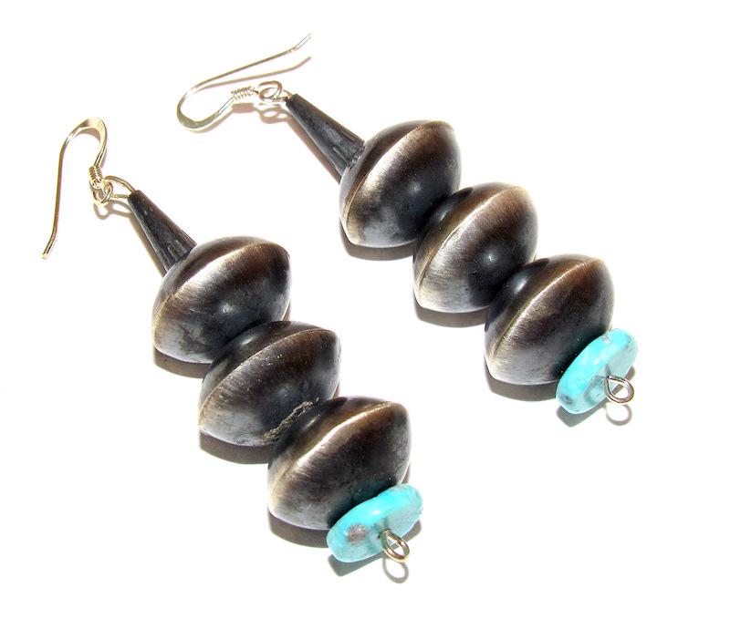 Navajo Pearls Bench Beads Sterling Earrings (1 of 3)