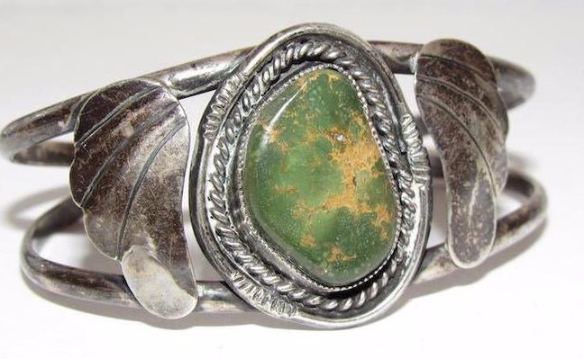 Old Pawn Navajo Cerrillos Turquoise Bracelet (1 of 2)