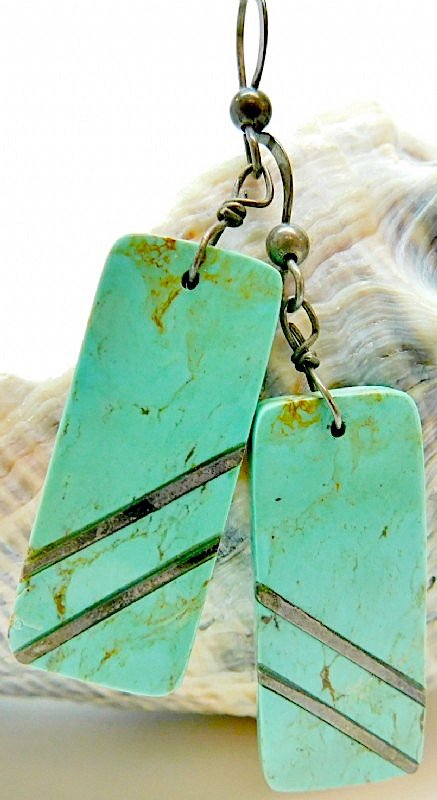 Vintage Santo Domingo Pueblo Turquoise Slab Earrings (1 of 3)