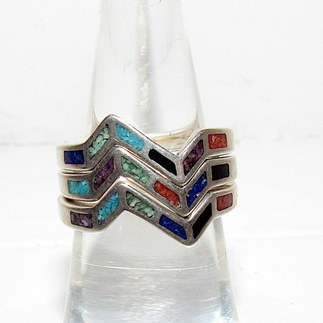 Native American Inlay Stackable Rings Size 6 Sterling: For your consideration is this fab 925 southwestern, Native American gemstome chip inlay stackable ring sz. 6. The set includes 3 rings in sterling silver accented with turquoise, jet, spiny oyster, a