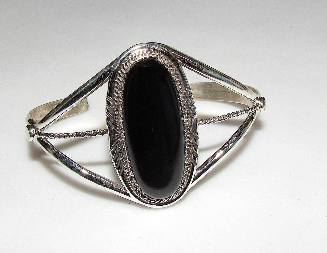 Navajo Onyx Cuff Bracelet Sterling Silver Statement (1 of 4)