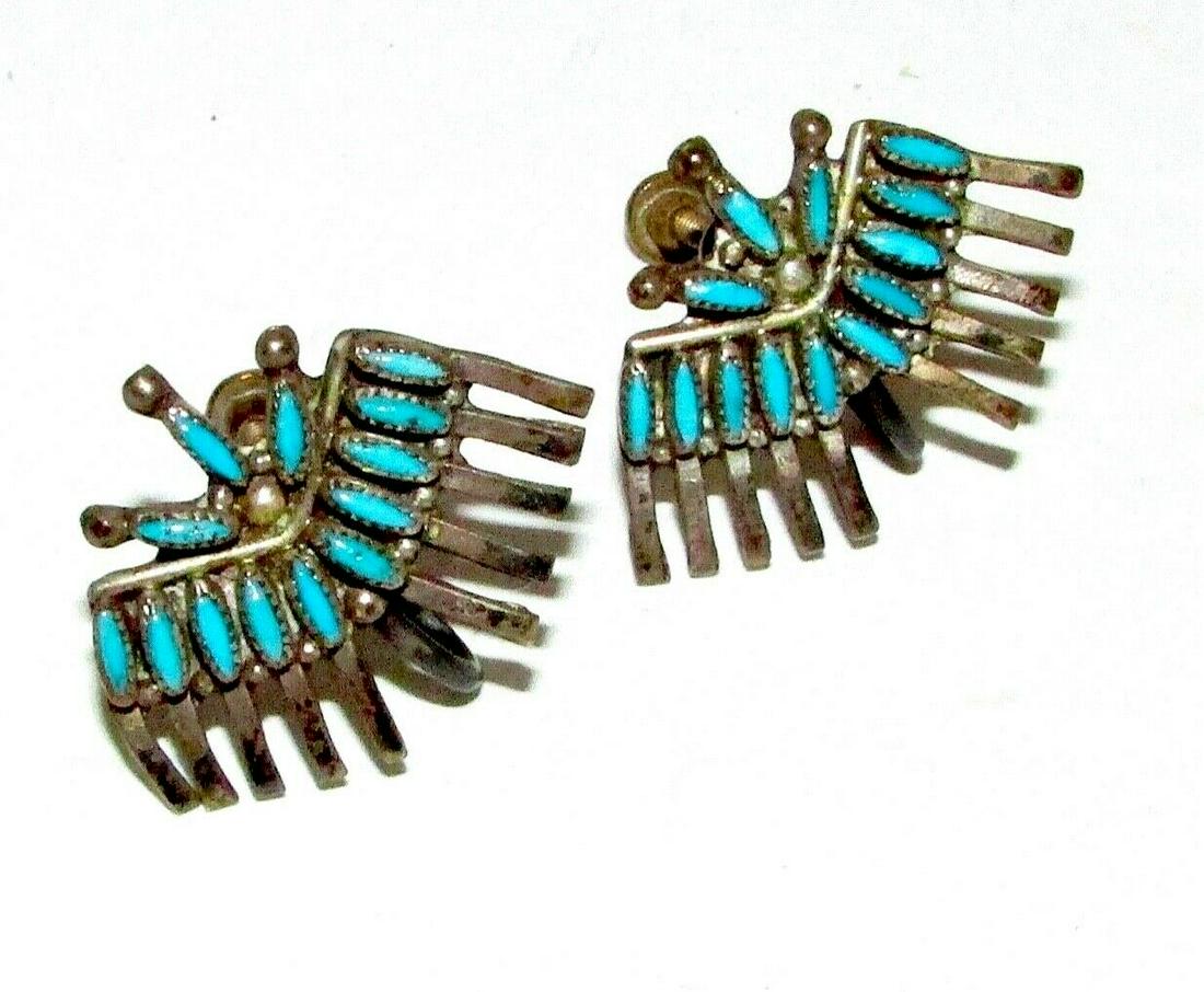 Small Old Pawn Zuni Petit Point Screw Back Earrings (1 of 5)
