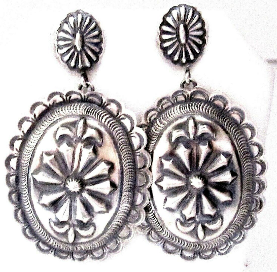 Navajo Concho Earrings Sterling Silver Native American (1 of 3)